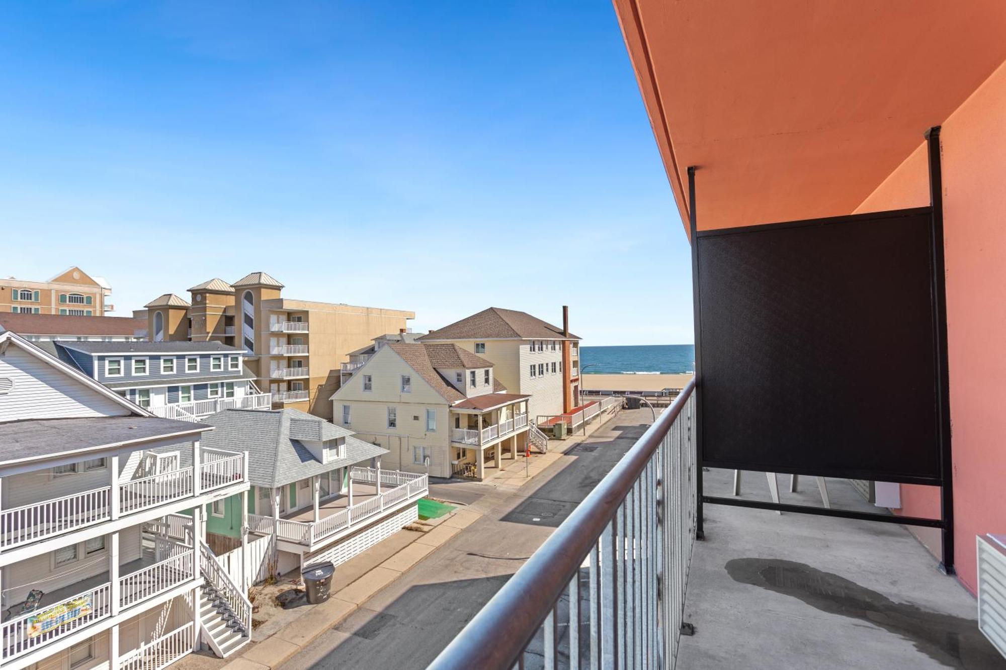 Americana Motor Inn On Boardwalk Оушън Сити Екстериор снимка